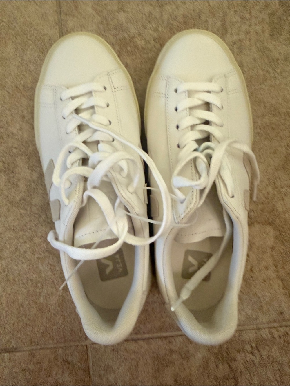 Veja White and Off-White Low-Top Women’s  Sneakers - Picture 2 of 2